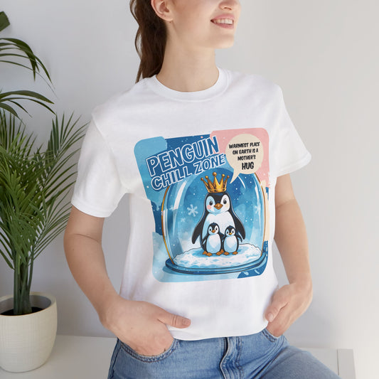Penguin Mom Hug T-shirt Cute Arctic Warmth Humor Cozy Motherhood