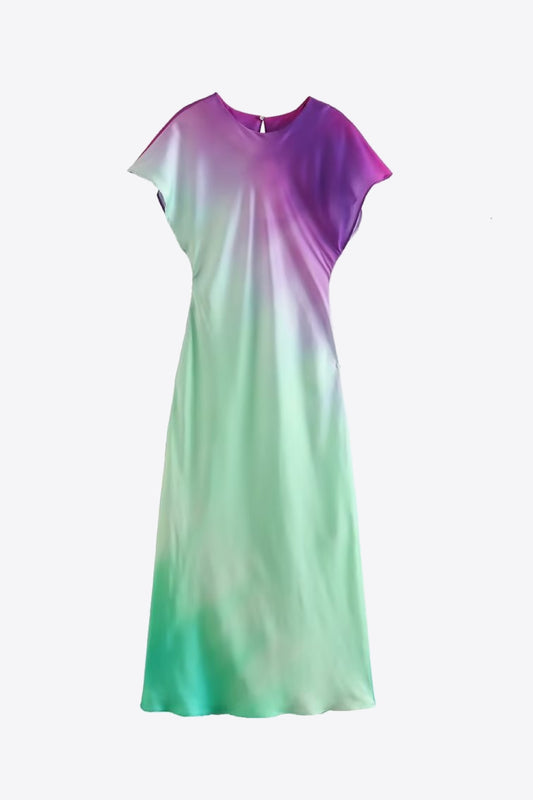 Gradient Round Neck Midi Dress