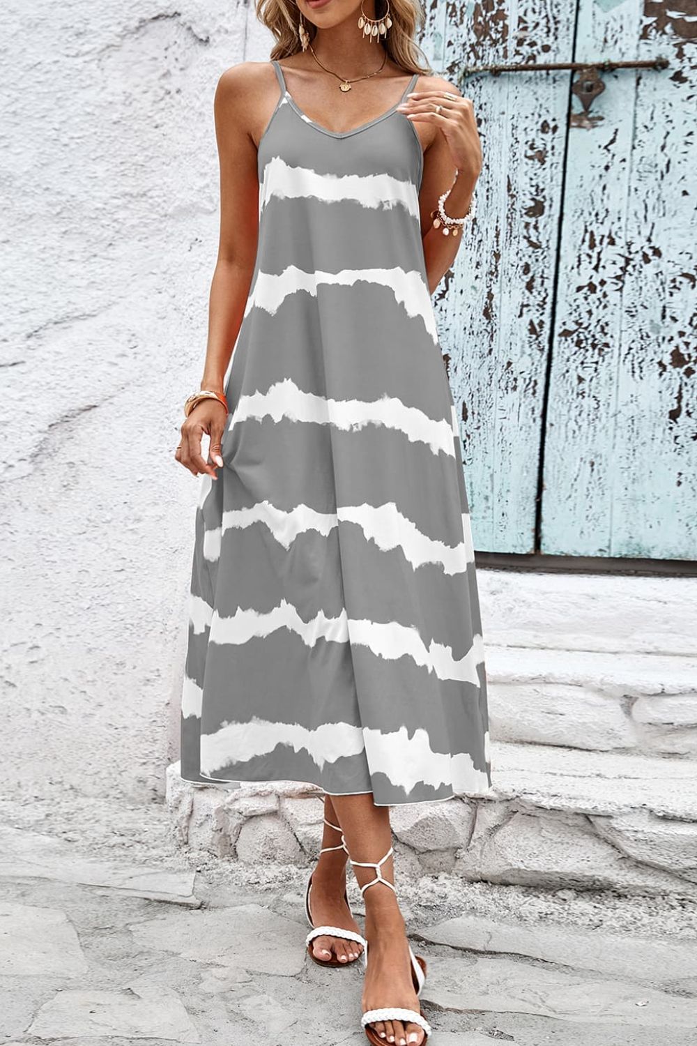 Contrast V-Neck Spaghetti Strap Midi Dress