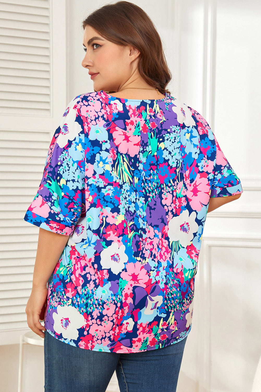 Floral Center Seam V-Neck Blouse